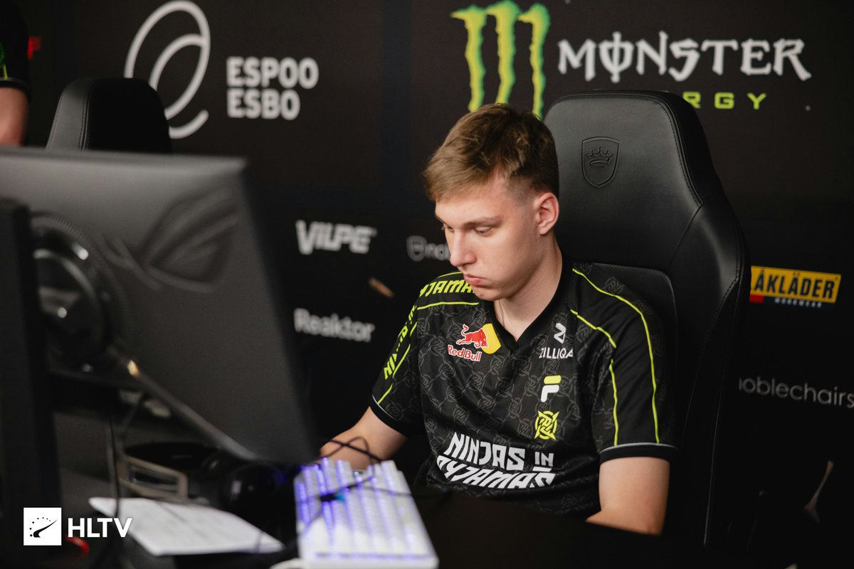 HLTVorg's tweet photo. A disappointing end of #ElisaMasters for NIP 😔 https://t.co/v4qJiVXr3e