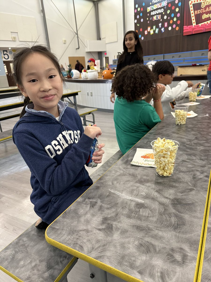 Sarah Sui tweet media