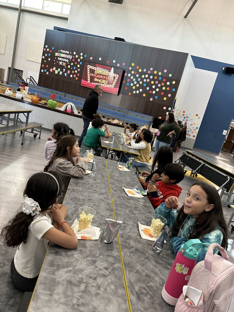 Sarah Sui tweet media