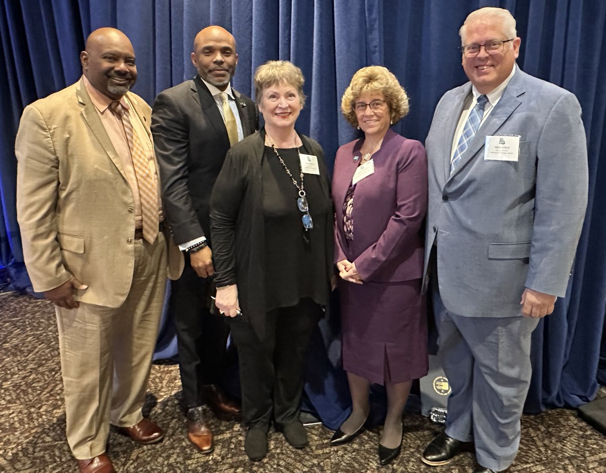 NAHROnational's tweet photo. @nahropres @gguyfwha — supported by @nahroceo Mark Thiele, senior staff and member leaders — shared his perspective as a public housing agency leader this morning at HUD's HCV 50th Anniversary Celebration! https://t.co/SCUAZcM31l
