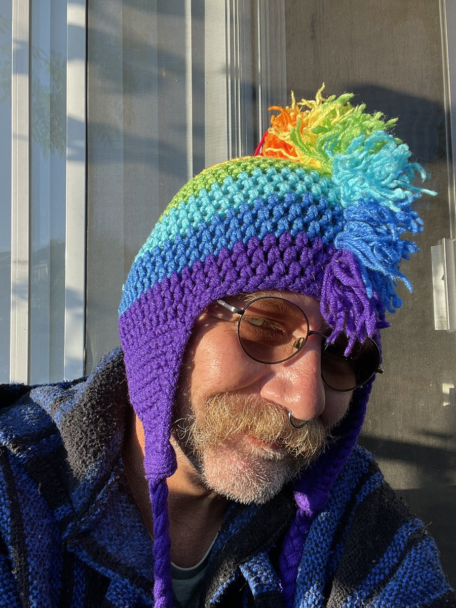JessyWahl's tweet photo. 2 of me this morning. https://t.co/fZ028nj3p6