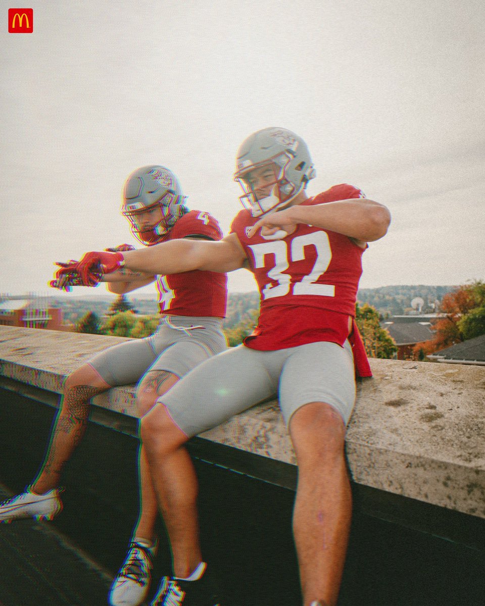 WSUCougarFB's tweet photo. Sailor Coug. https://t.co/vfB8e27Xst