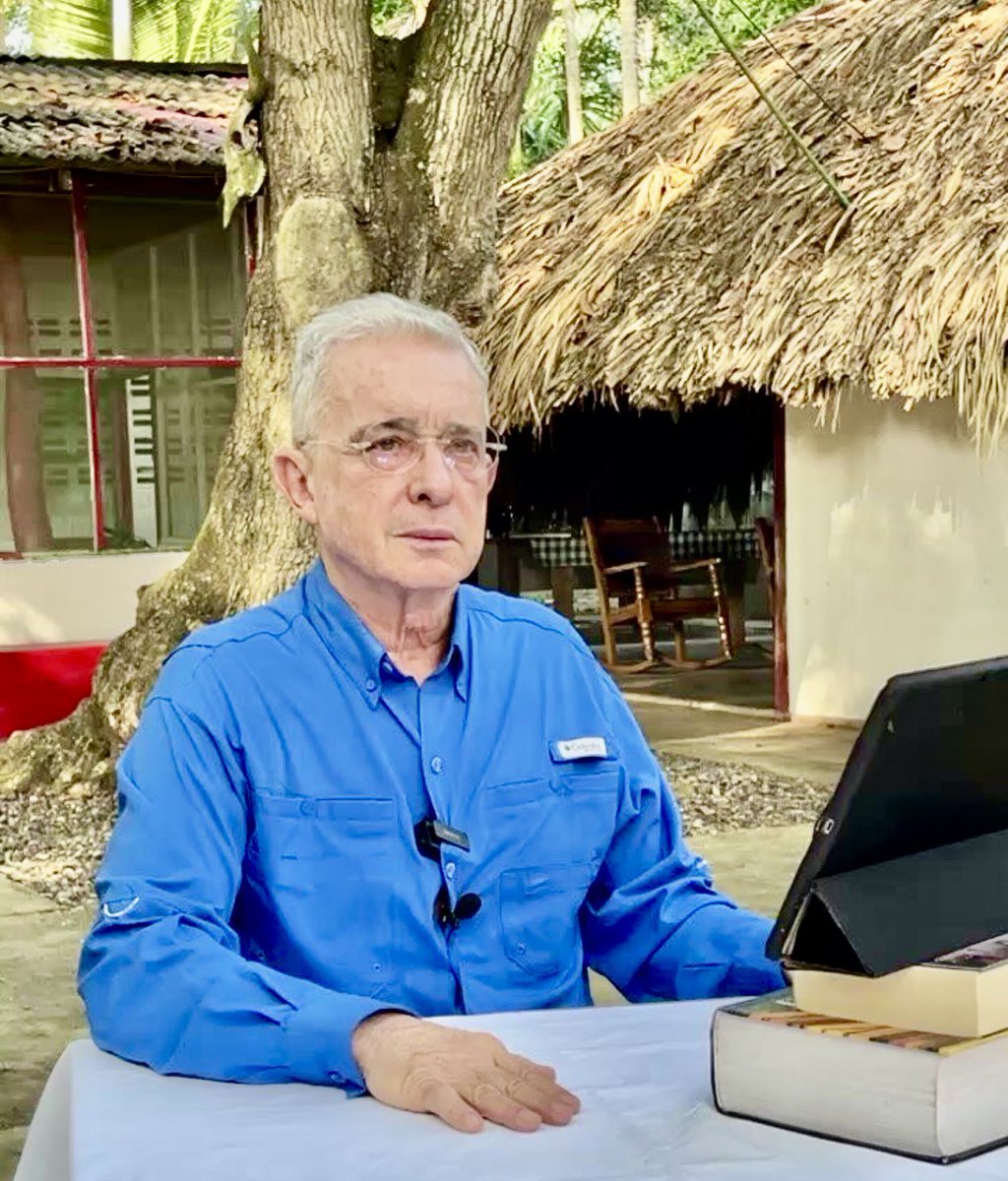 Jhonffonseca's tweet photo. Hagamos una prueba… ¿Apoyarías a Álvaro Uribe Vélez para Ministró de defensa 2026?

¿Sí o no? https://t.co/zYMcz50v04