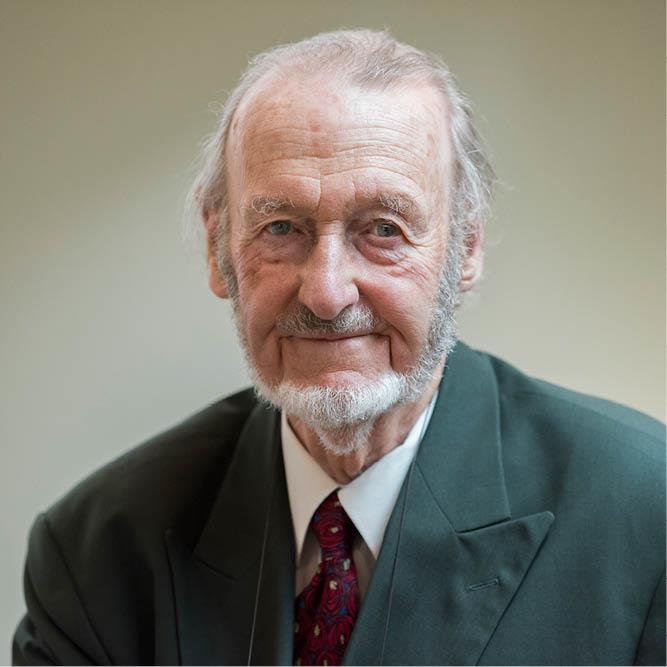 We’re beginning the night celebrating our brand new lifetime achievement award, the recipient, a figure whose name has been synonymous with the conservation, restoration, and celebration of architecture for the past six decades is none other than Sir Donald Insall 👏👏