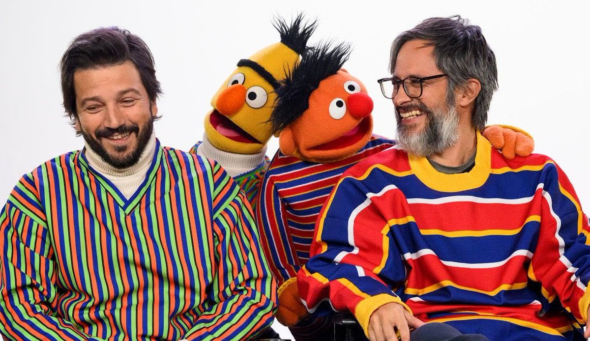 gaelgarciadaily's tweet photo. Diego Luna and Gael García Bernal as (and with) Bert &amp; Ernie ‼️‼️‼️ https://t.co/UYMyJbwi6u