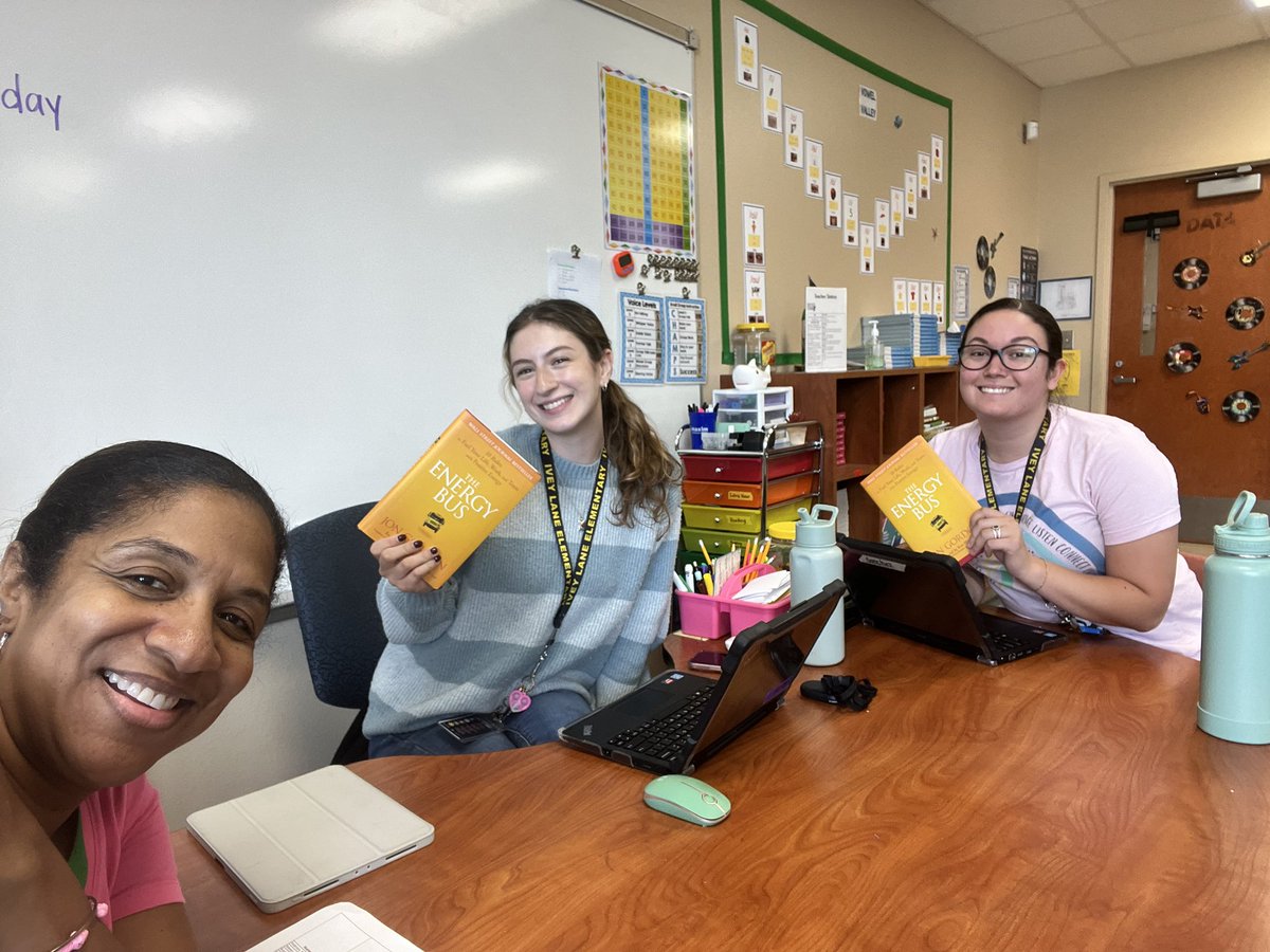IveyLaneocps's tweet photo. Book study fun after school today 📚 #nevernotlearning
#teambelieve https://t.co/4I4LjKcxc4