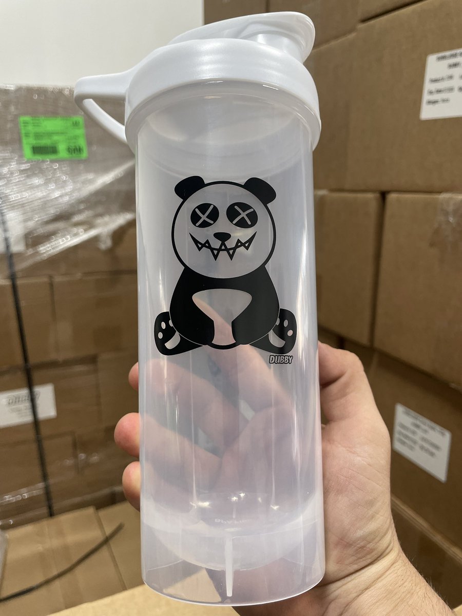 Just found a pallet of these PANDA clear shakers 🐼 who loves PANDAS?