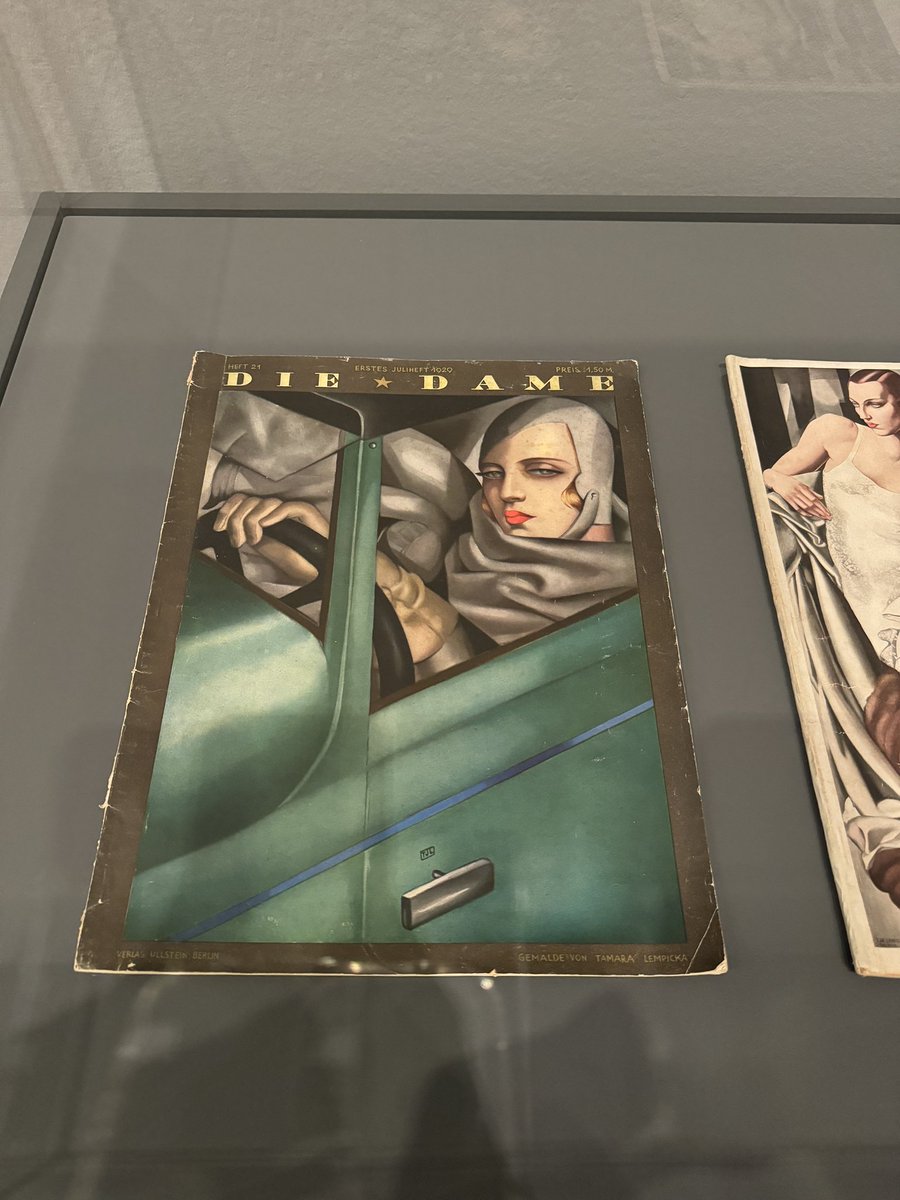 LHB26's tweet photo. After a riveting experience @deyoungmuseum yesterday viewing the #tamaradelampicka exhibit, I’ve decided there must be a biopic and @ladygaga must play her #famsf #icon https://t.co/9Rao61kAWR