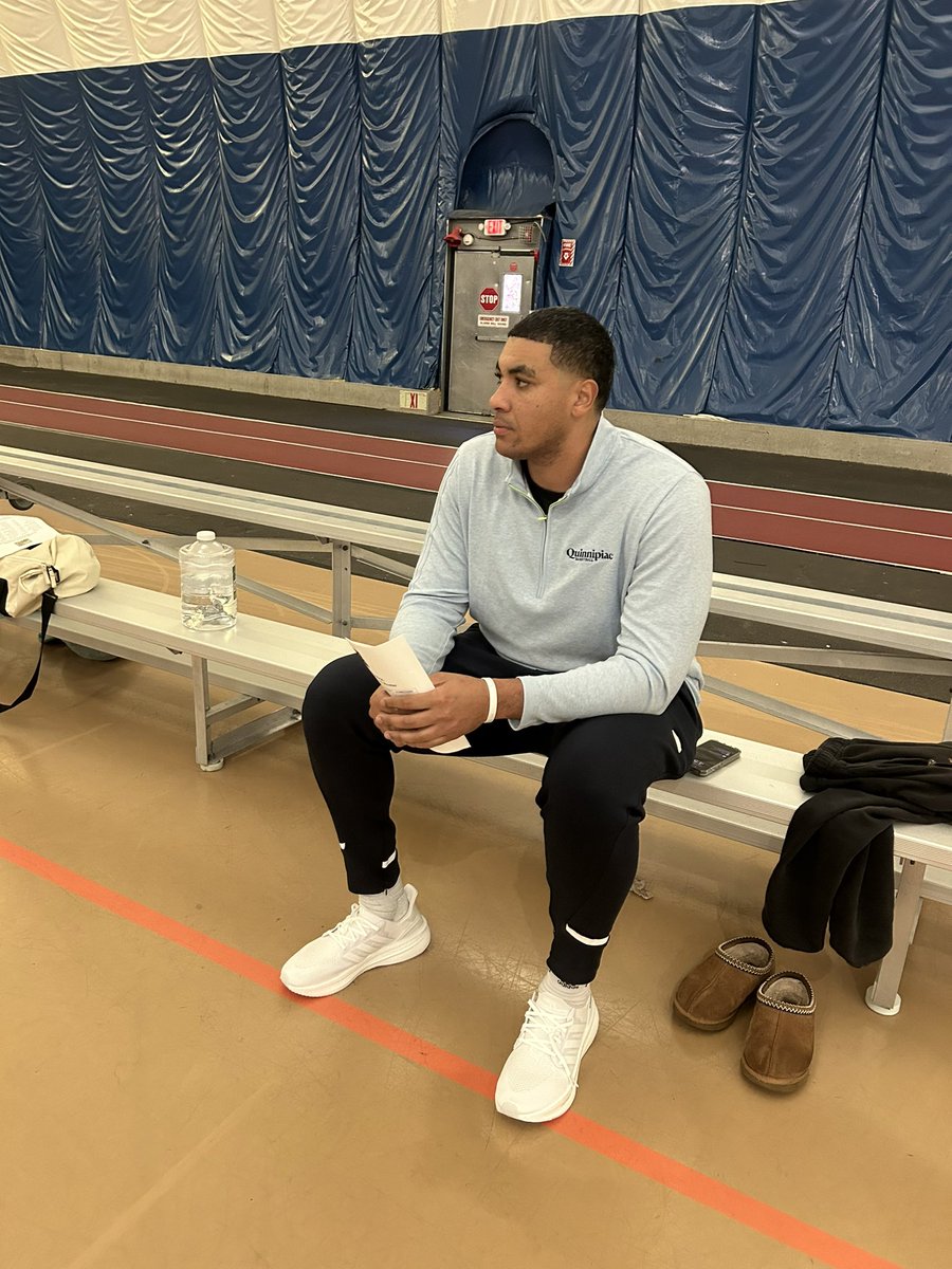 brighthoops's tweet photo. Thank you Division 1 Quinnipiac University @QU_MBB for coming to watch practice today! #BrightHoops ⭐️🏀 https://t.co/xE16v2jULx