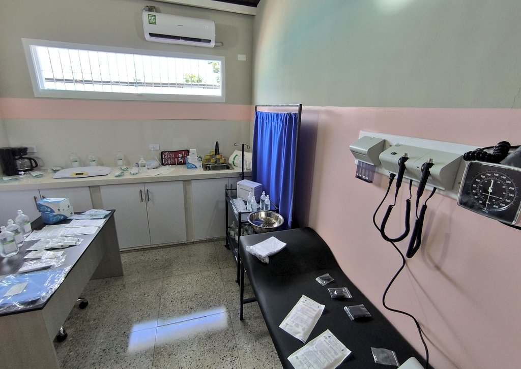 #DeInteres 🔺| 👏🏼👩🏽‍⚕️Más de 40 espacios de salud adscritos a la red primaria han sido entregados en #Iribarren por alcalde <a href="/LuisJonasReyes/">Luis Jonás Reyes</a> gracias al apoyo del pdte <a href="/NicolasMaduro/">Nicolás Maduro</a>:
✴️Con articulacion perfecta con Min. <a href="/MagaGutierrezV/">Magaly Gutiérrez Viña</a> y Gob <a href="/AdolfoP_Oficial/">Adolfo Pereira Gobernador</a>
#16Oct
#NaGuaraLuisJonas