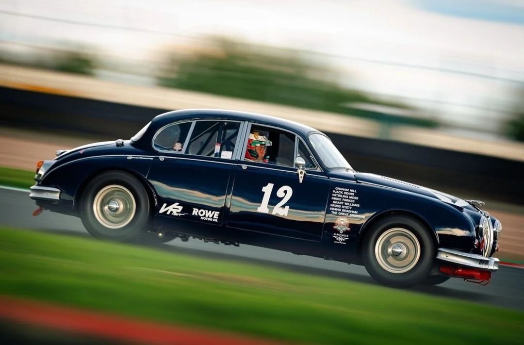 Rowe Motor Oil - UK tweet media