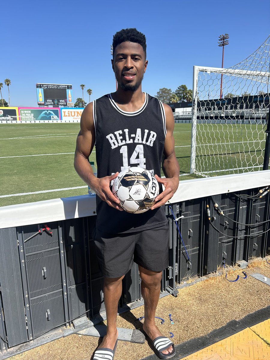 Shawn McIntosh tweet media