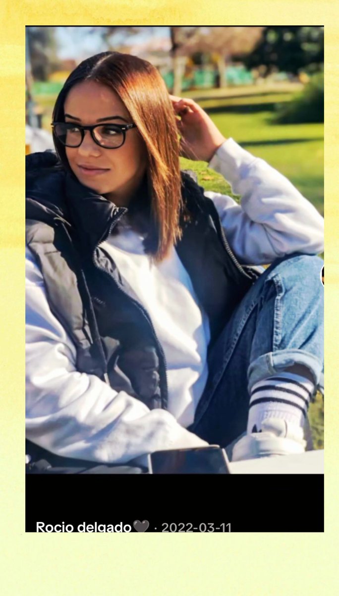 victoriasip1's tweet image. qe guapa de prima que tengo! Se le quiere aunque este lejana 🖤 Llamame lo qe quieras
Chula #Rociodelgado 🤍 #Primis