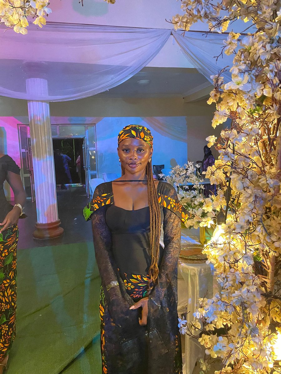 Alizahbaby006's tweet photo. FYB OWANBE DINNER PARTY was 🔥🔥🔥
Fyb committee did a great job ngl
#littlemissgraduate
#lastdaysinuni https://t.co/yupVJjSCCU