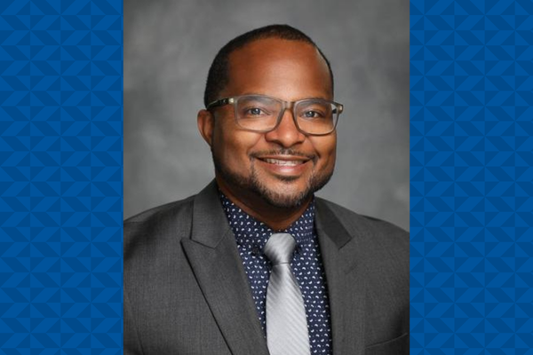 DukeSurgery's tweet photo. Congratulations to #DukeSurgerys and @TheDHVI @wbw0625 for being awarded the R37 meritorious award from the NIAID for his HIV research!
Read more: https://t.co/74HtNSNDIu https://t.co/fIl3gRBvDb