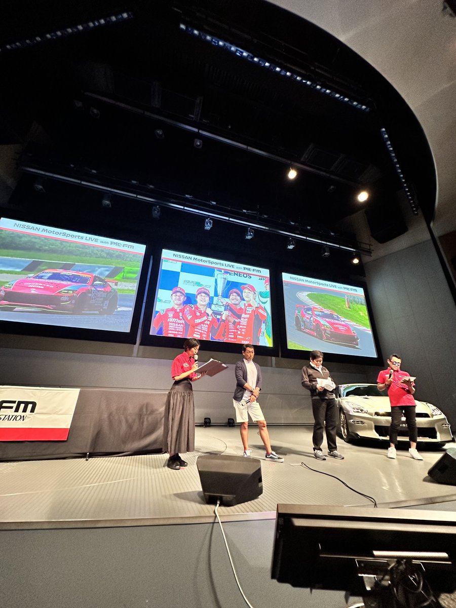 pitfm's tweet photo. 10月20日（日）日産ホールにてスーパーGTオートポリス７戦のPVイベント実施。12:00～17:00予定（開場11:00）先着順で600名。MC ： 笹川裕昭/岡本さくら ゲスト： 砂子塾長 （レーシングドライバー）/小倉茂徳（モータースポーツジャーナリスト） レポート ： サネカタイッセイhttps://t.co/cf1E5zEQY7 https://t.co/ZsKkaKIP1Y