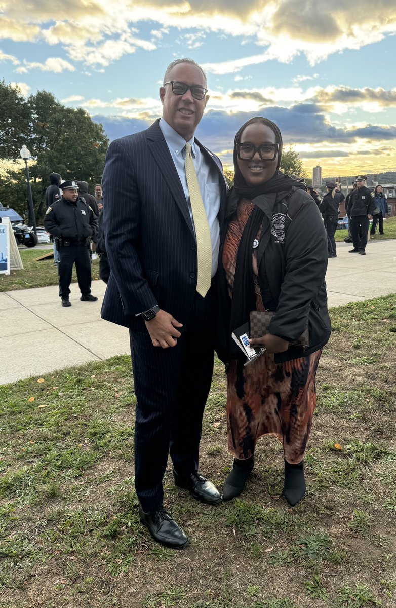 DA Hayden and our community engagement team joined <a href="/bostonpolice/">Boston Police Dept.</a> and faith-based groups in Roxbury to wrap up #NationalFaithAndBlue Week and to celebrate the importance of building connections within our neighborhoods. 

“We have a rich and deep history in Boston and in Suffolk