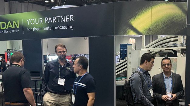 CidanGroup's tweet photo. What a fantastic Day 2 at FabTech Orlando! We've had great discussions and demonstrations of our industry-leading solutions, including the FORMA Z, Stackmaster, MultiCoil Line, and Thalmann TD. Visit Booth S13116 to see how these innovative machines can transform your business https://t.co/oNQpwBjcZu