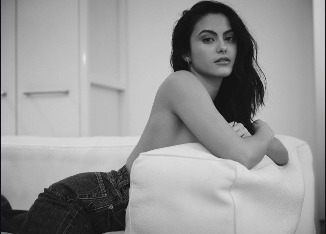 lilysmithss's tweet photo. Walked in and dream-came-trued for you.
#FreeRol #SexRol https://t.co/fJrYO031nq