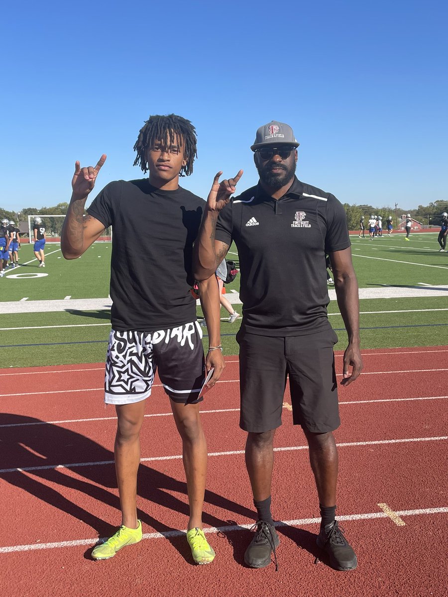 Huge Thank you to <a href="/KingRedrick/">Philip Redrick</a>  at Fort Scott for coming to speak to our athletes!  Great program!!  #recruitCen10