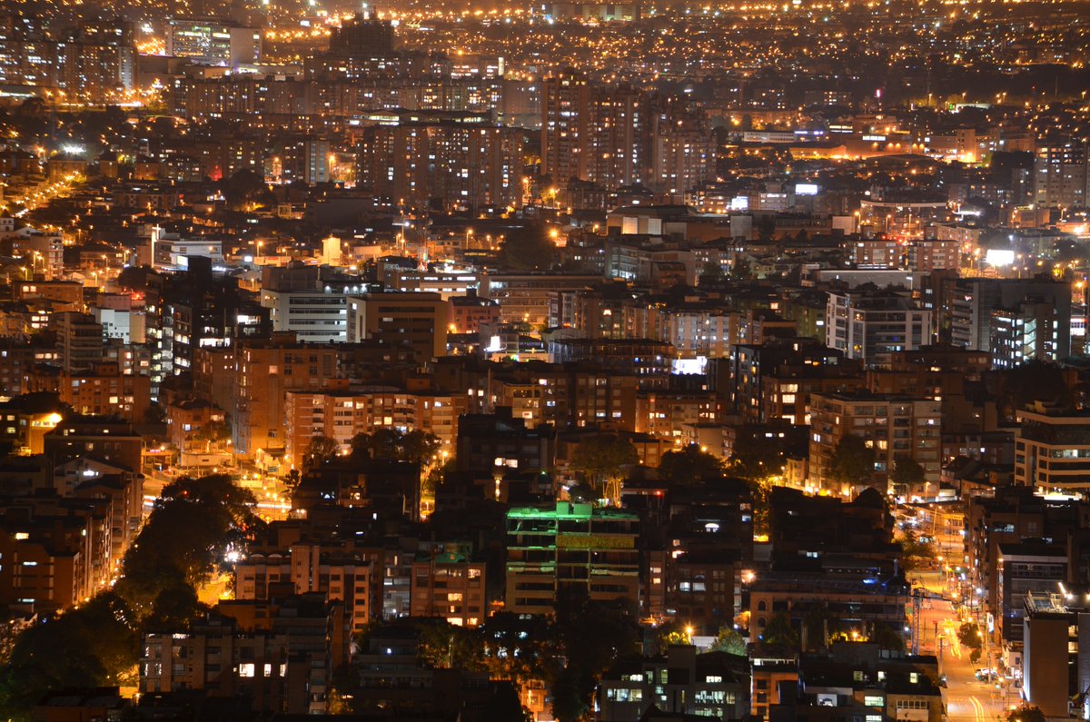 Bogotá desde el mirador de La Calera

Foto de <a href="/NMayorgaP/">Nicolás Mayorga Patarroyo</a>