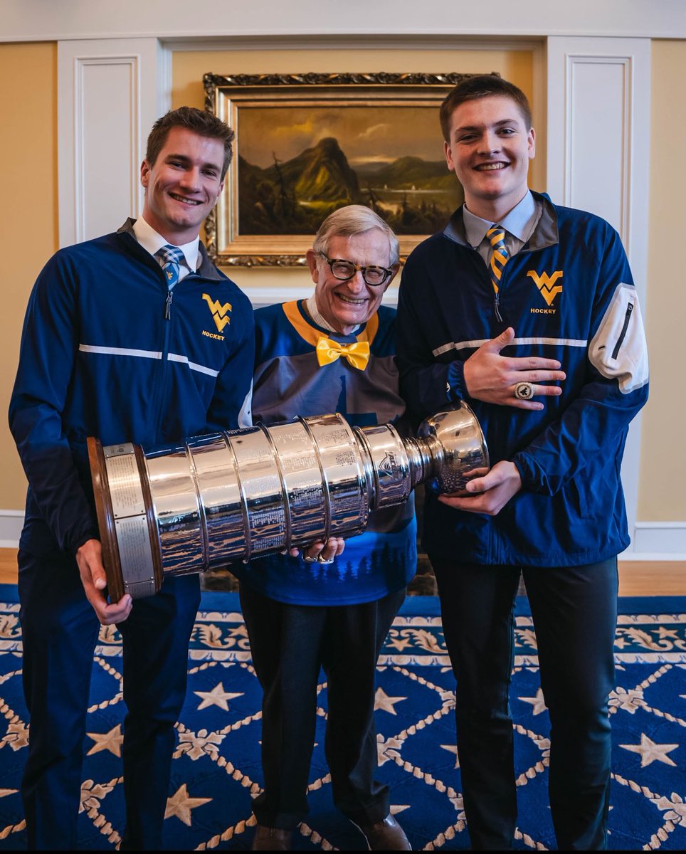 Stephen Starr (@thewvstarr) on Twitter photo Thanks to <a href="/gordongee/">E. Gordon Gee</a> for welcoming the 2 time ACHA Division 2 champions to his home and acknowledging their accomplishment! There is hockey at <a href="/WestVirginiaU/">WVU Mountaineers</a> <a href="/PatMcAfeeShow/">Pat McAfee</a> <a href="/WVUD2Hockey/">WVU D2 Club Ice Hockey</a> <a href="/ACCHockey/">ACC Hockey</a> <a href="/OfficialAJHawk/">AJ Hawk</a> VENMO - wvstarr Thanks to <a href="/gordongee/">E. Gordon Gee</a> for welcoming the 2 time ACHA Division 2 champions to his home and acknowledging their accomplishment! There is hockey at <a href="/WestVirginiaU/">WVU Mountaineers</a> <a href="/PatMcAfeeShow/">Pat McAfee</a> <a href="/WVUD2Hockey/">WVU D2 Club Ice Hockey</a> <a href="/ACCHockey/">ACC Hockey</a> <a href="/OfficialAJHawk/">AJ Hawk</a> VENMO - wvstarr