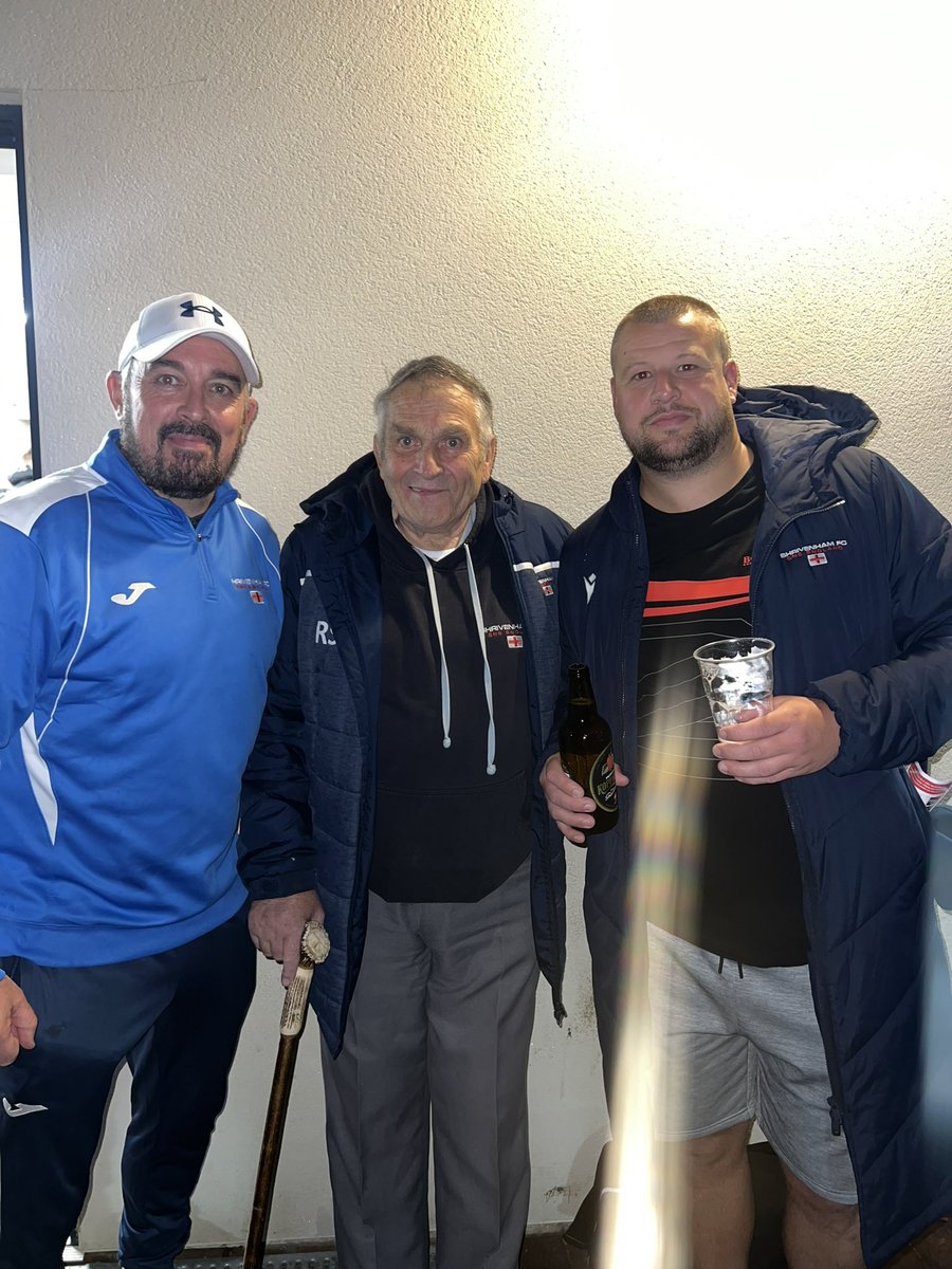 ShrivenhamFC's tweet image. F U L L   T I M E 🏴󠁧󠁢󠁥󠁮󠁧󠁿 

Shrivvy 1 - 0 @faringdontownfc  

Great performance all round tonight from the boys 👌🔥 with Faringdon looking like they would score an equaliser within the last 10 minutes Keville kept the clean sheet. 

Goal from @jamesshirst ⚽️ 

MOTM - Liam Keville🙌