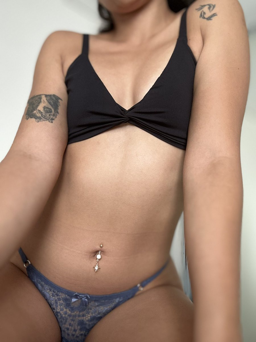 Joy_BuCa's tweet photo. https://t.co/ZFqSWMMWcm

Presumiendo mi nueva pieza ☀️ #OnlyFans #onlyfree #mexico https://t.co/4caV5LqwDa