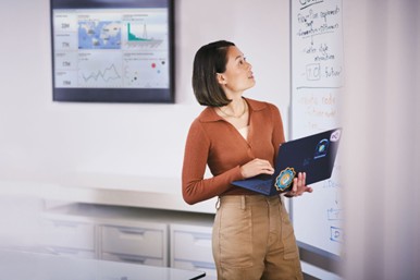 BingWMC's tweet image. Bing cares about your feedback! 📣 We've made a significant update to the Search Performance feature that will transform your SEO strategy. Curious to know what it is? 🤔 Check out our latest article to find out! blogs.bing.com/webmaster/Octo… 🚀 #SEO #WebmasterTools