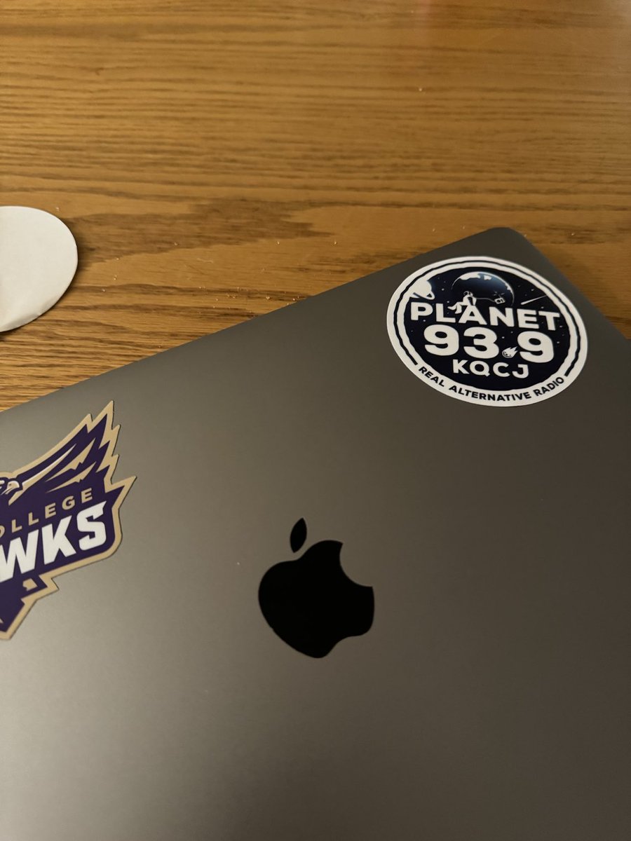 AndyDenton9's tweet photo. They asked me my opinion and then they listened to my answers…. and then sent me a cool sticker to add to my laptop. “Dave and Darren, you’re my hero” - Cameron Fry https://t.co/c7fA1W2Nzg
