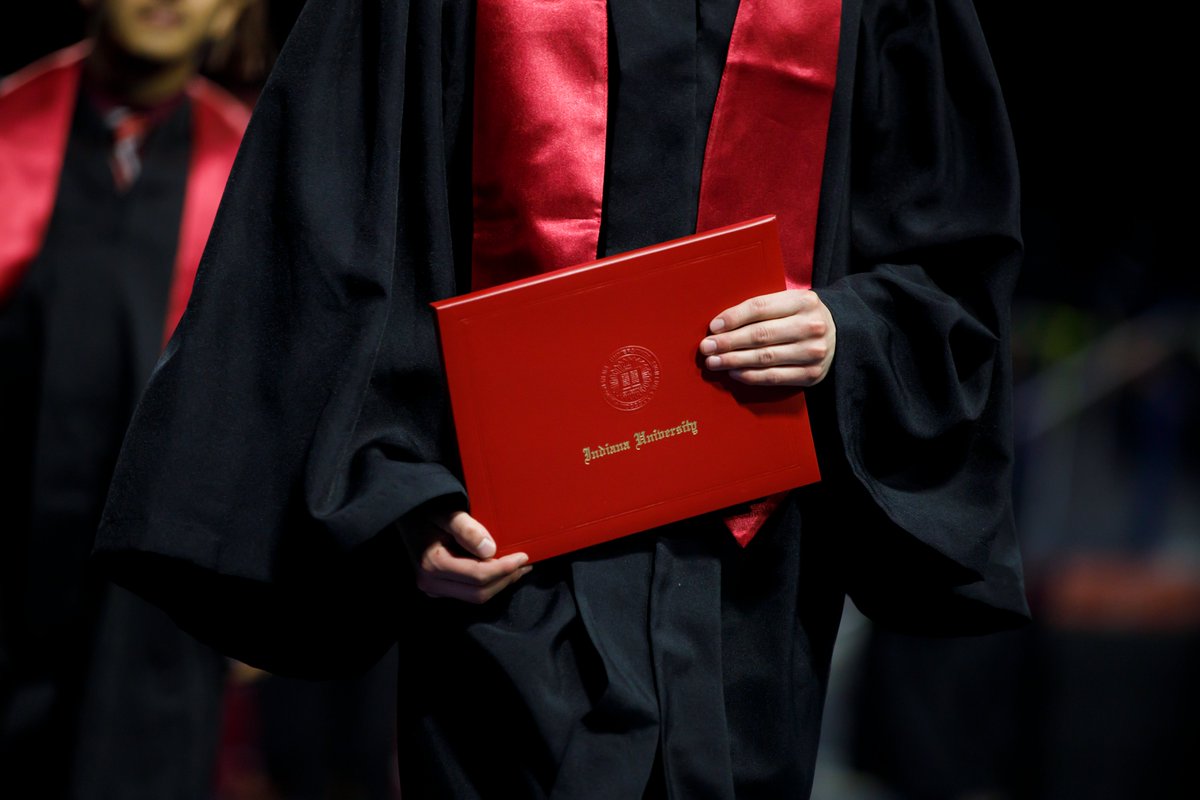 IUSouthBend's tweet photo. We are seeking career pathway insights from our graduates from 2014 and 2019. If you graduated with your degree in 2014 or 2019, we want to hear about your career journey! We are participating in the National Alumni Career Mobility Survey. 
Learn more: https://t.co/4DUOizfvIo https://t.co/vSDKD61tSS