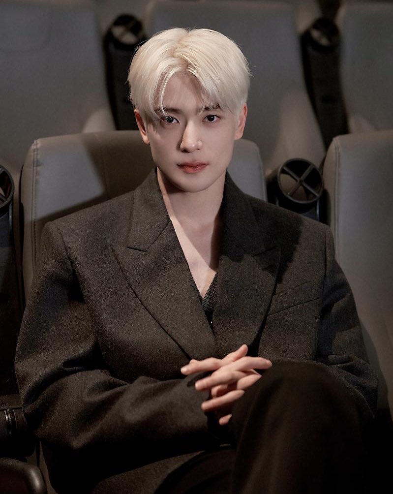 yunotized's tweet photo. actor jeong jaehyun 🖤 https://t.co/eMO7GYEEB2