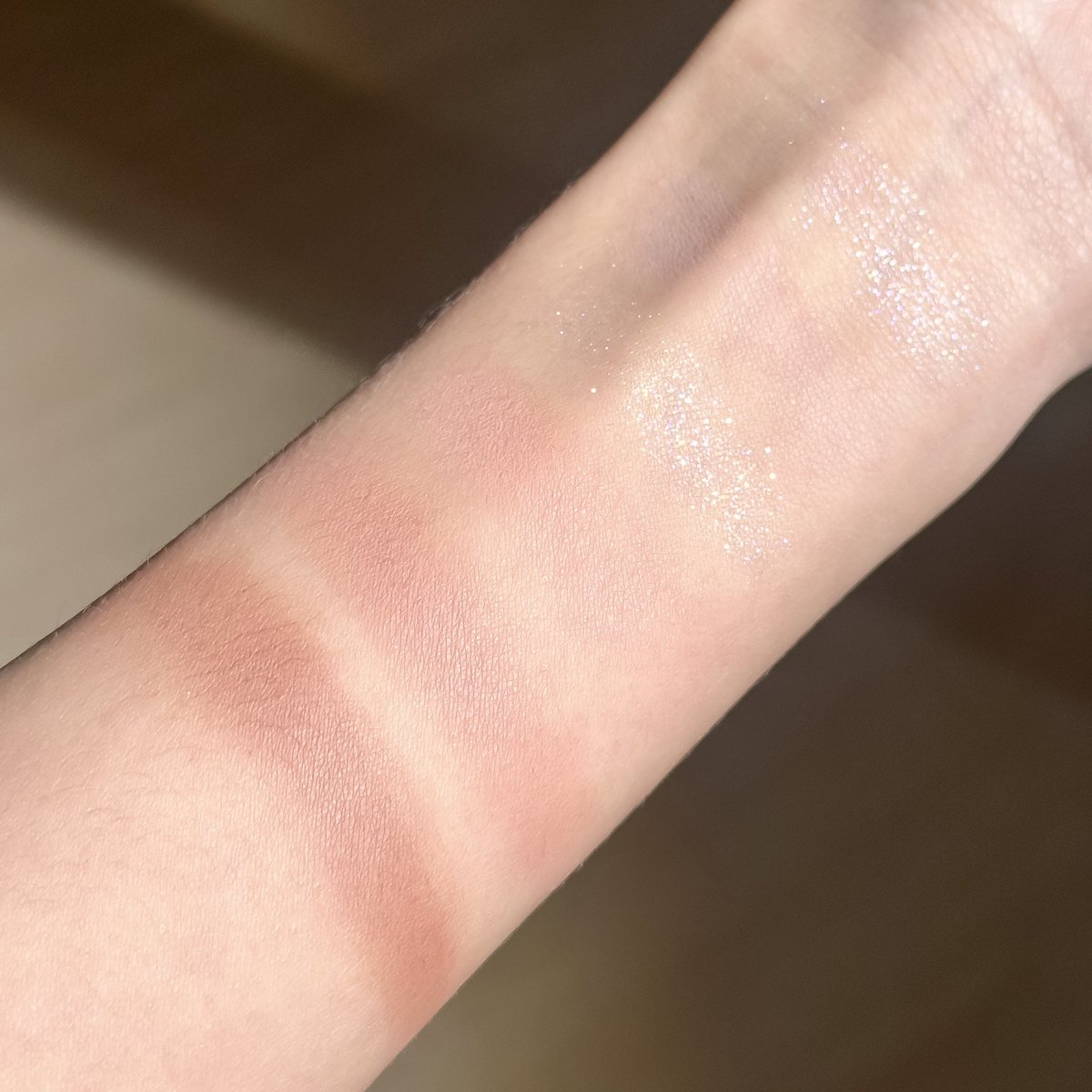 morpormorpaeng's tweet photo. ในที่สุด odbo รุ่นหกหลุมก็ออก neutral tone ออกมา สวยมากกกกกกกก เบอร์ 10 vanilla time คือถูกต้องแบบ 100% สีชัดติดทน พาเลทเดียวมีทุกอย่าง ชิมเมอร์+เนื้อแมตครบ เป็นรุ่นที่โคตรเหมาะกับมือใหม่หัดแต่งที่สุดละ ไม่ถึง 200 อะ คุ้มมากๆๆ https://t.co/o0hgrtuYYC