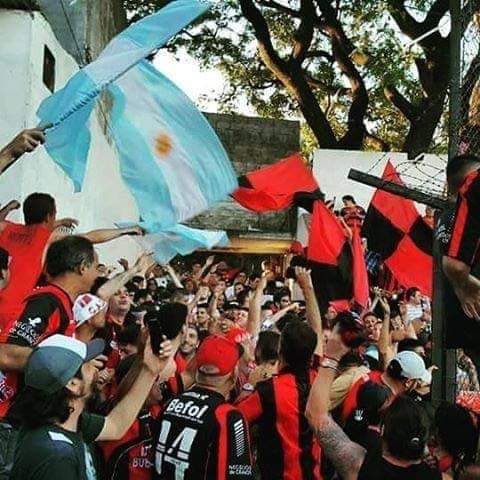 DefeTw's tweet photo. Yo soy del Bajo de corazón
Hincha de Defe y del General Perón https://t.co/5u9GjpJ2ku
