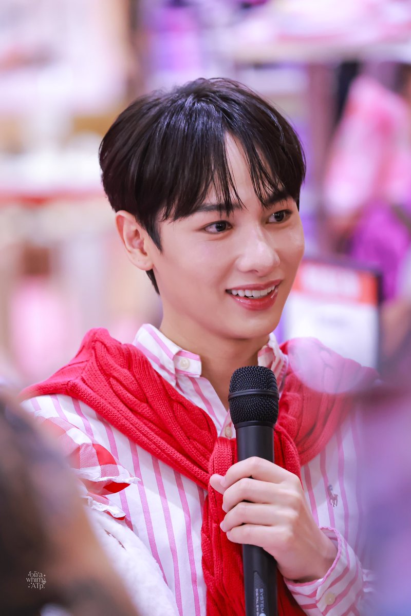 20241016

✨✨

#กันอรรถพันธ์ 
#GunAtthaphan 
#CentralSanriofair2024xGun