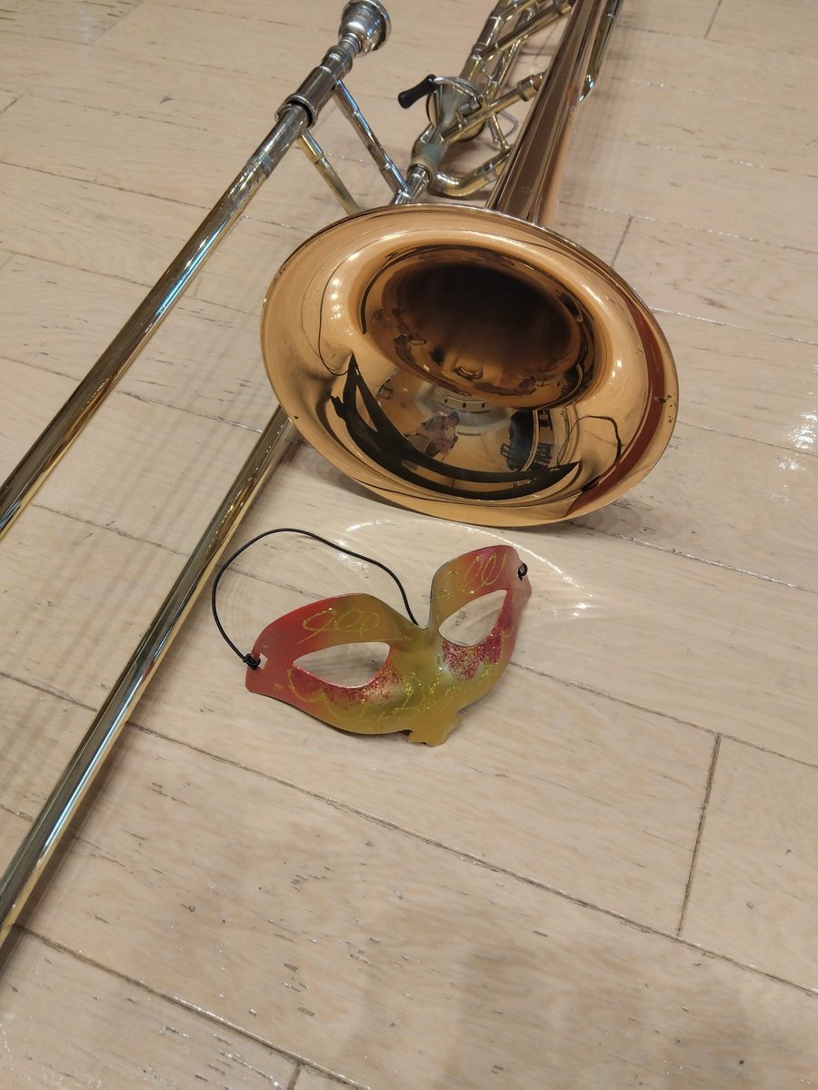 trb_kmt's tweet photo. 今年も銀座を歩きます。

#交通安全パレード https://t.co/cIkqjLpL2Q