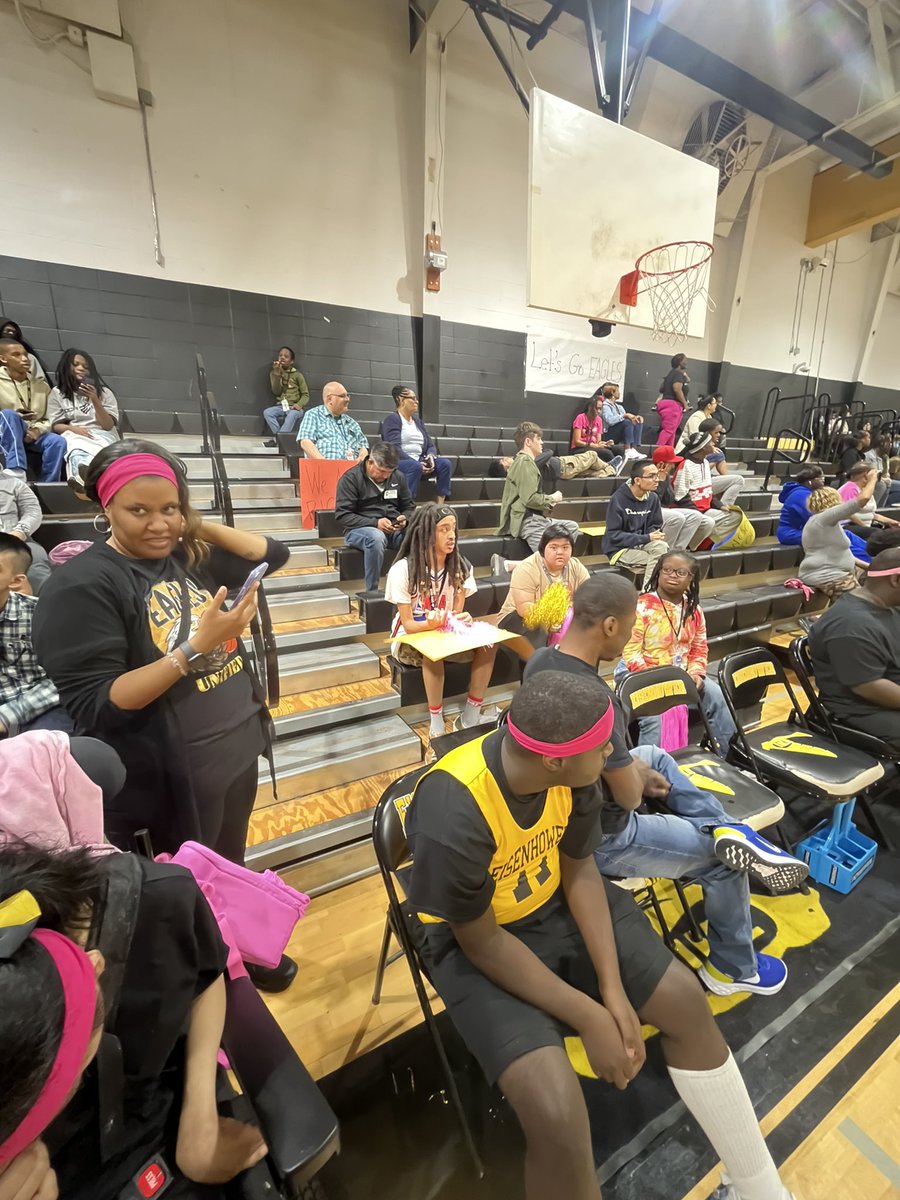 BigIkeYearbook's tweet photo. Thank you @JessCorrickCAPE and the Adaptive PE team for creating inclusive opportunities for all students to participate and thrive! Your dedication ensures everyone has a chance to shine. ๐ #InclusiveEducation #AdaptivePE #ThankYou #aldineimpact @jkmetcalf1 https://t.co/EQJNJxvSgw