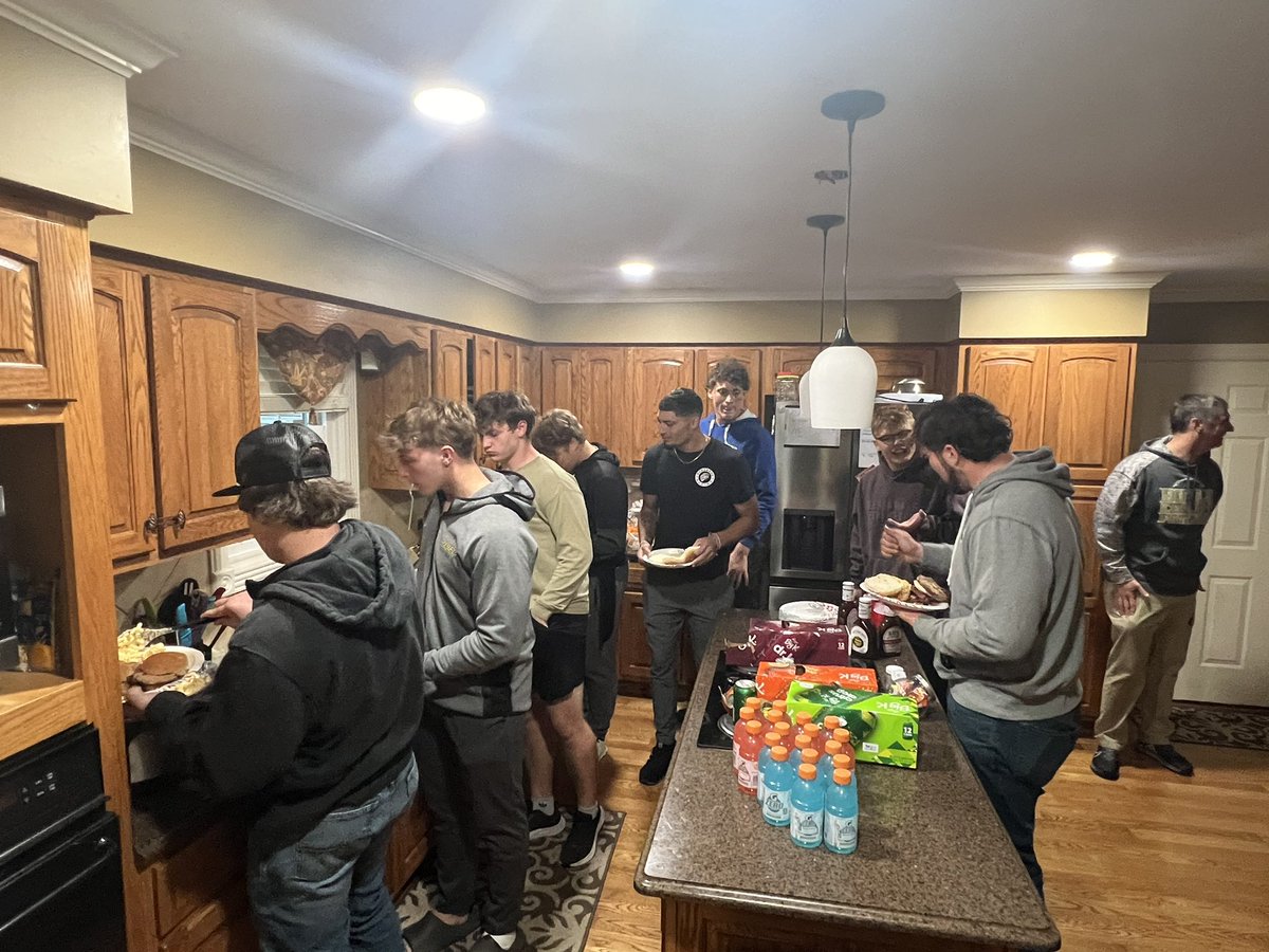 We win, we eat! Big thank you to <a href="/CoachLeffew/">Travis Leffew</a> and family for hosting our <a href="/BCRebelFootball/">Boyle County Rebels Football</a> big skill tonight! Fueling us up for another district game! #GoRebels #5Ob