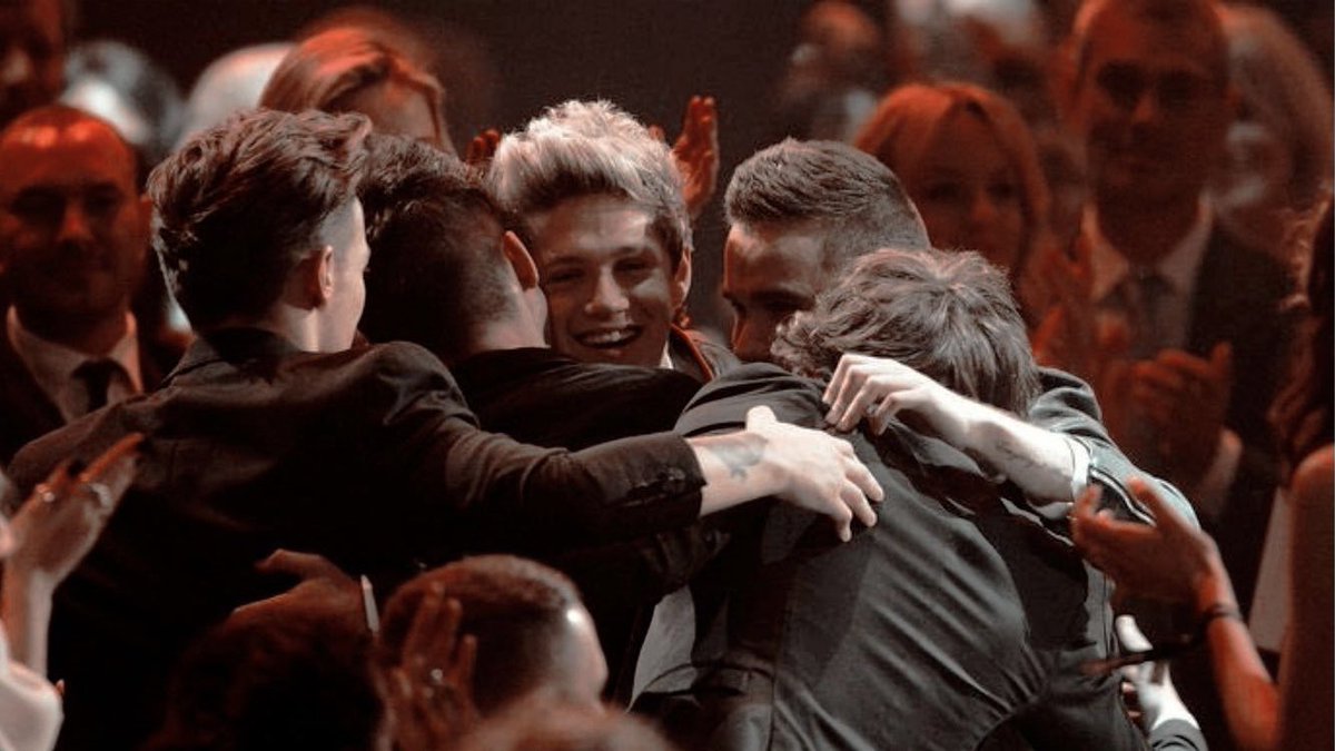 Aurora🦋:ᴴ tweet media