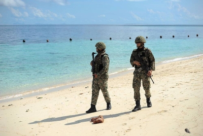 GengKNegara's tweet photo. #ESSCOM berharap agar #Belanjawan2025 memberi perhatian lebih tumpuan kepada usaha memperkukuhkan keselamatan di Zon Selamat Timur Sabah (ESSZone) termasuk pembelian aset baru dan pembinaan pos keselamatan di lokasi strategik bertujuan untuk memperkuat pertahanan di #ESSZone https://t.co/Zm66iDJ2gh