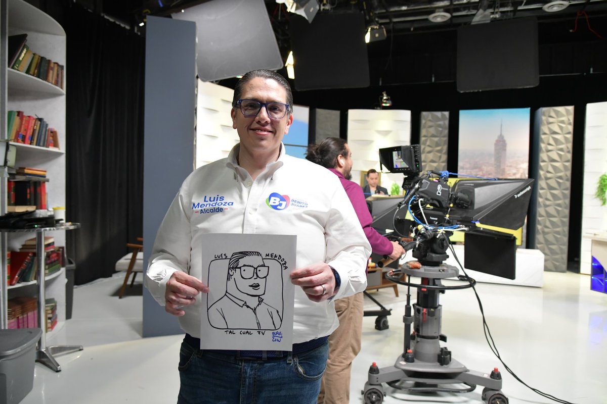 Gran noche de entrevista con <a href="/Antonioanistro1/">Antonio Anistro</a> y <a href="/alarcondibujos/">ALARCÓN</a> en el programa Tal Cual. Muchas gracias por la invitación <a href="/heraldodemexico/">El Heraldo de México</a>.