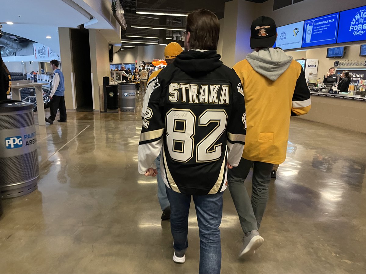 ExiledNetters's tweet photo. Maxime Talbot, Kasperi Kapanen, Brooks Orpik and Martin Straka: https://t.co/d1DnYav8qr