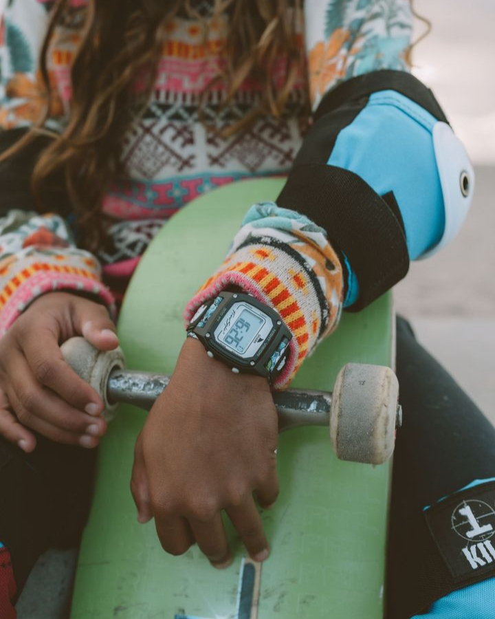 freestyle_watch's tweet image. @eubrenda.moura is all set with her Shark Watch, perfectly designed for those action-packed sessions 🤙 #skatelifestyle #skategram #skateeveryday #skategirl #watchoftheday #watchfam freestyleusa.com/products/shark…