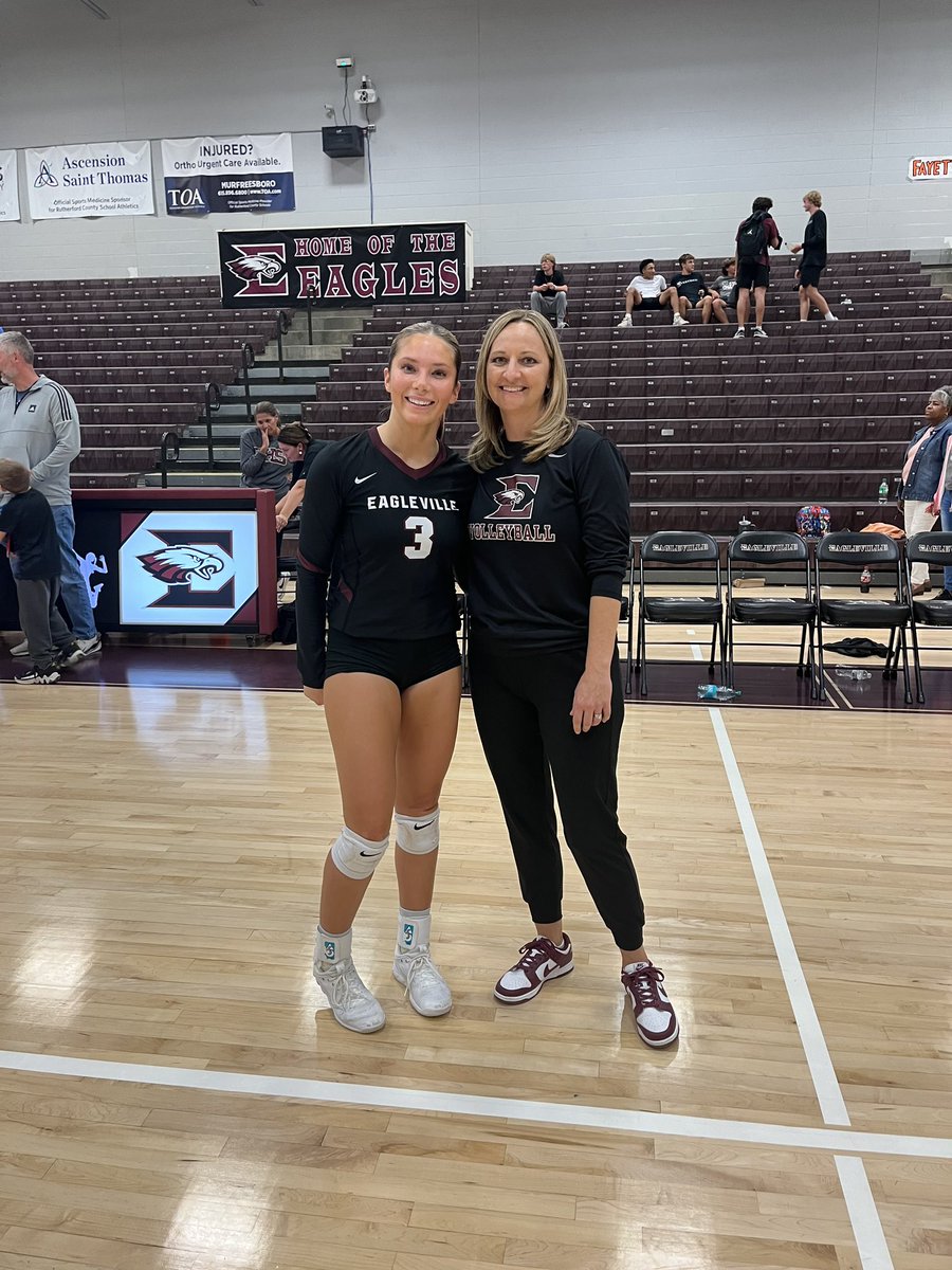 EagleVolley's tweet photo. Huge shout out to senior Meah Thompson on achieving 1,000 career kills last night in the regional tournament!!! https://t.co/cV3goPG3HC
