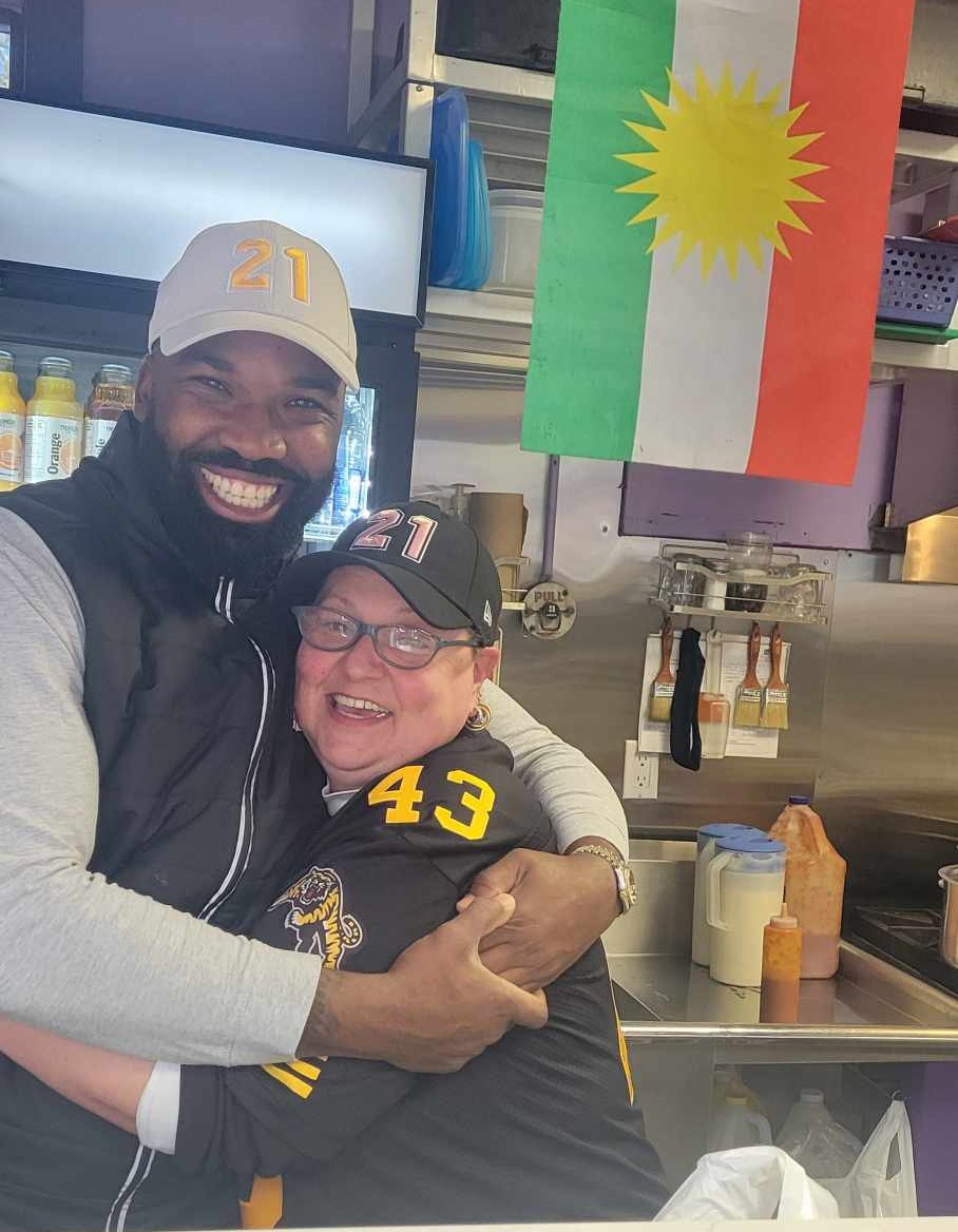 Tammy & Rizgar tweet media