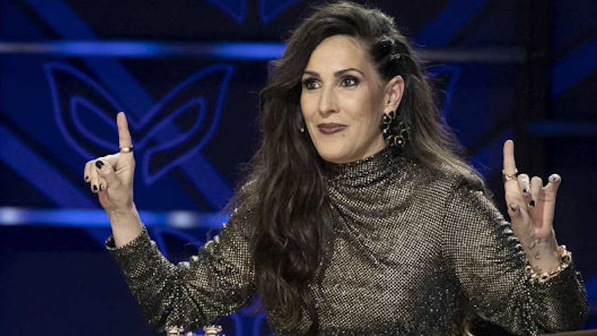 OzzkyOsborne's tweet photo. Ahora solo falta que oveja sea Malú para completar el círculo.
#MaskSingerEstreno #MaskSinger #MaskSinger1 https://t.co/Ei8DV1q4Dc