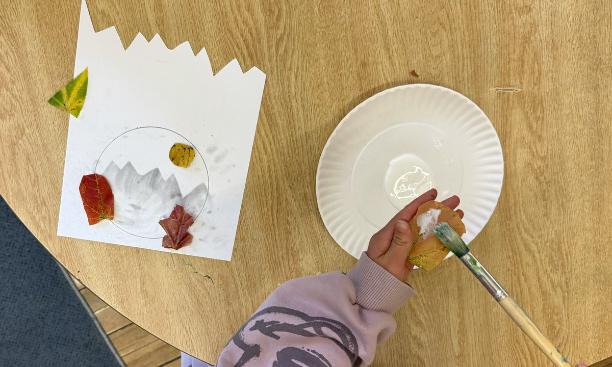 TylerAshford's tweet photo. Yesterday we went for a walk through the ravine to collect autumn leaves. Today, we used them to create art depicting fall landscapes! 🍁⛰️☀️ https://t.co/qA0MAQsr49