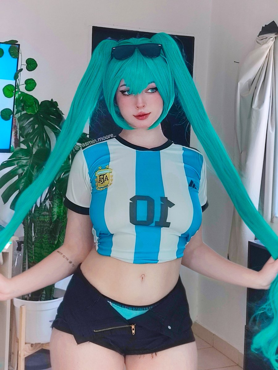 Yasminmoore_'s tweet photo. Miku argentina? 🇦🇷 https://t.co/6UqJvl0PT3