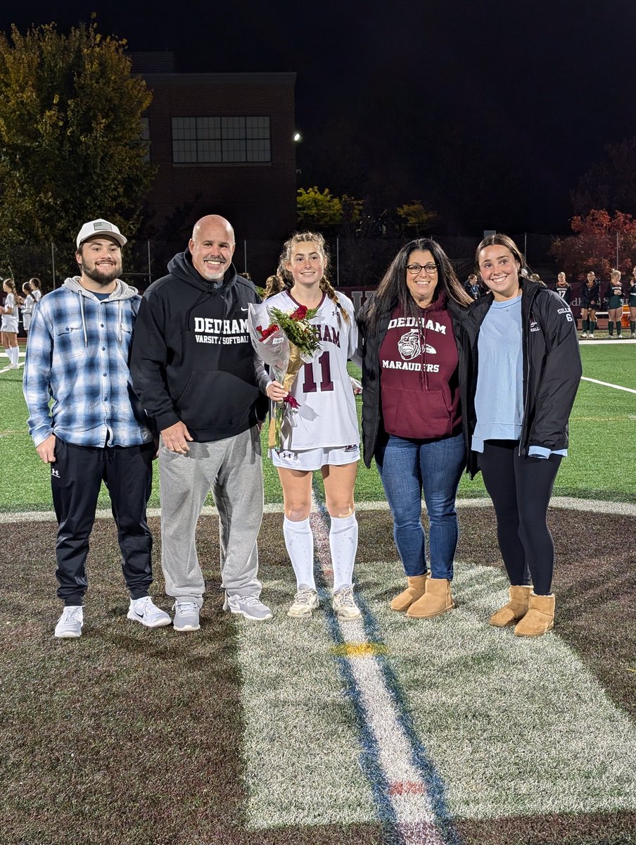 DedhamAthletics tweet media