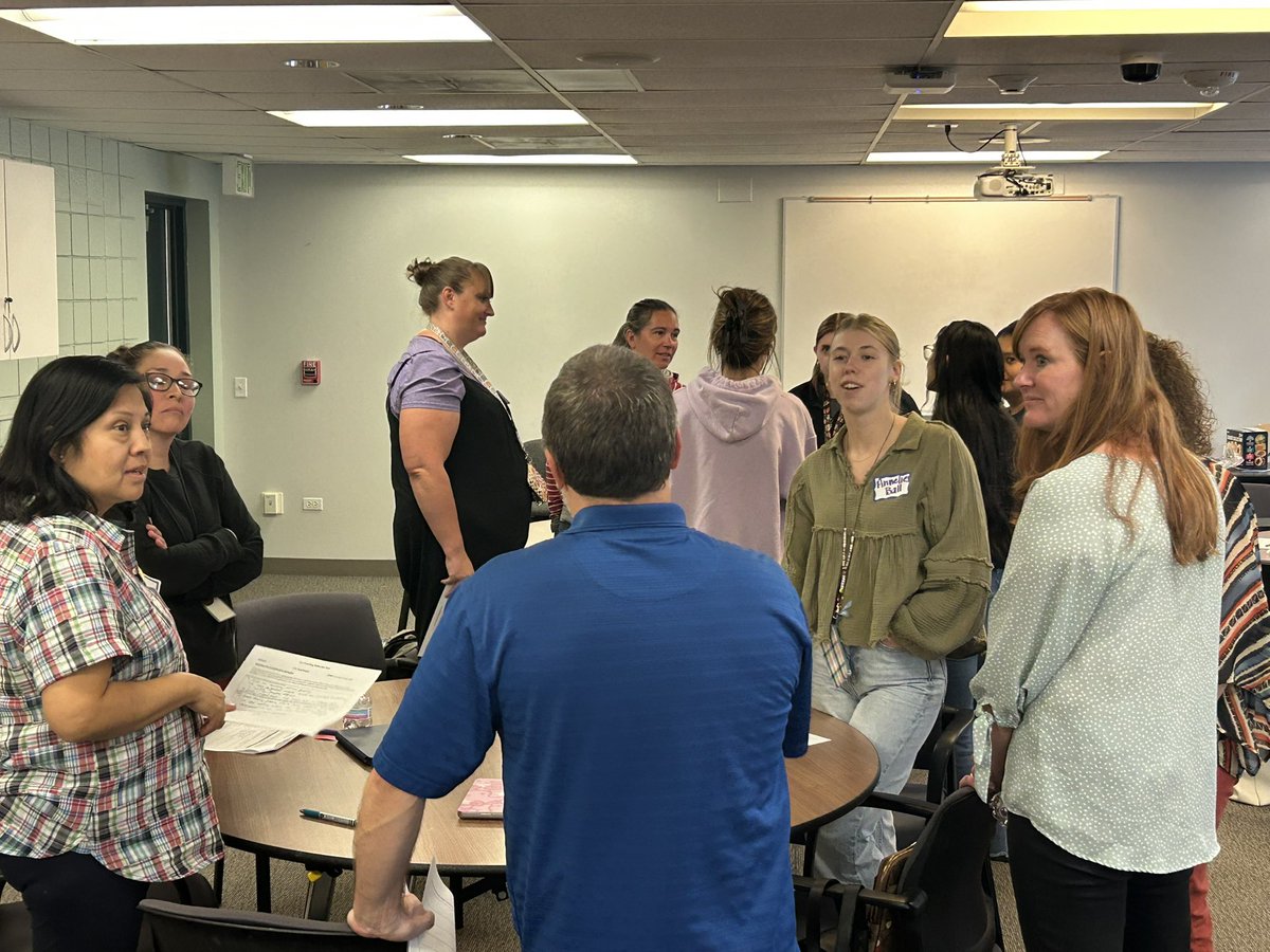 StVrainOPD's tweet photo. St. Vrain cooperating teachers and their teacher candidates learning together and planning their co-teaching activities. Learning about teaching and meeting the needs of students  collaboratively is advanced professional learning. #StVrainStorm @MrsLauer @SVVSD @David63Baker https://t.co/YLv85W8bCB